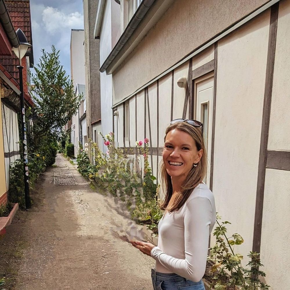 Meet your Posher, Anni